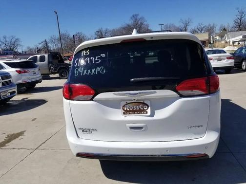 2018 Chrysler Pacifica Limited