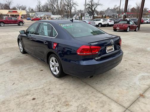 2014 Volkswagen Passat 2.5L SE