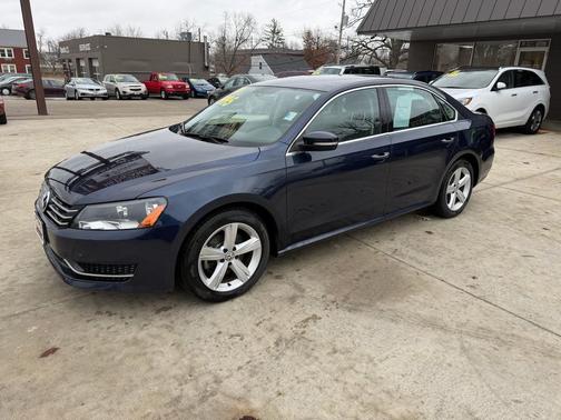 2014 Volkswagen Passat 2.5L SE