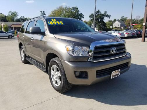 2011 Toyota Sequoia SR5