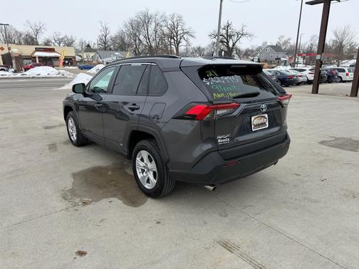 2021 Toyota RAV4 Hybrid LE
