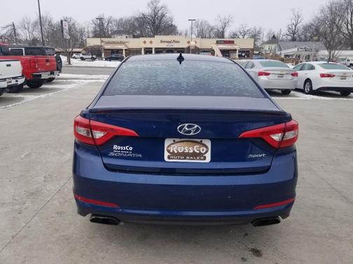 2015 Hyundai SONATA Sport
