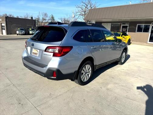 2018 Subaru Outback 2.5i Premium