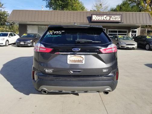 2020 Ford Edge SEL