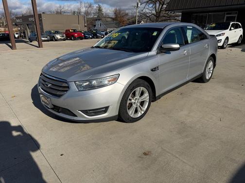 2013 Ford Taurus SEL