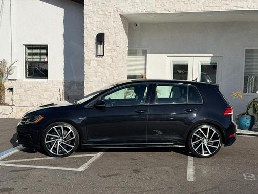 2018 Volkswagen Golf R 2.0T Manual