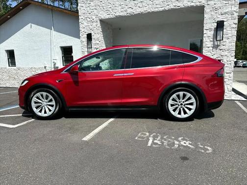 2018 Tesla Model X 75D AWD