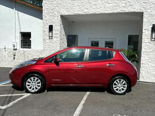 2015 Nissan Leaf 4dr HB S
