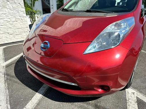2015 Nissan Leaf 4dr HB S