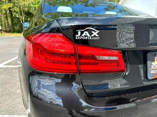 2017 BMW 530 530i Sedan