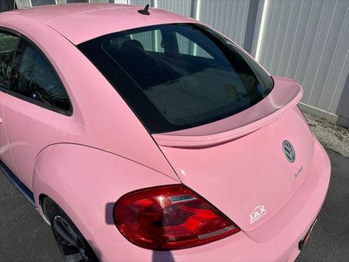 2012 Volkswagen Beetle Base