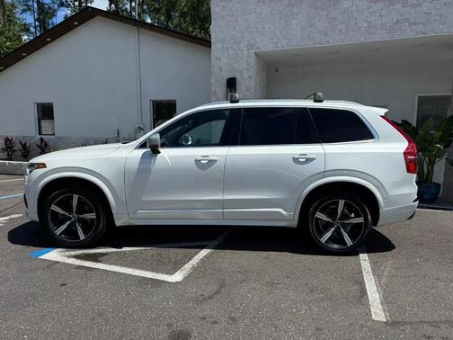 White 2016 Volvo XC90 T6 R-Design