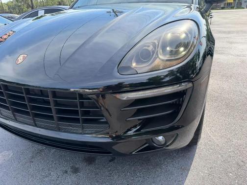 Black 2016 Porsche Macan Macan S