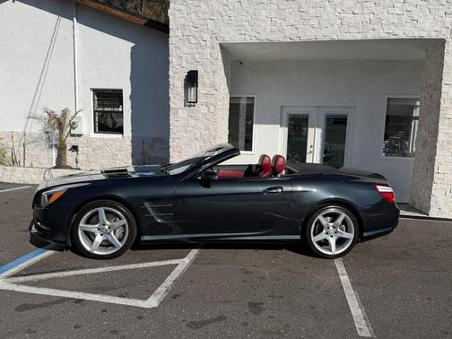 2013 Mercedes-Benz SL-Class 2dr Roadster SL 550