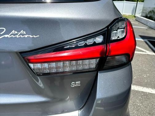 2020 Mitsubishi Outlander Sport SE