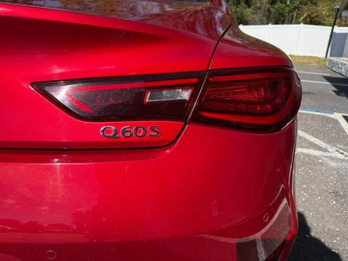 2018 INFINITI Q60 3.0t Red Sport 400