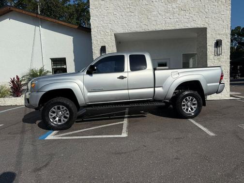 2013 Toyota Tacoma Base