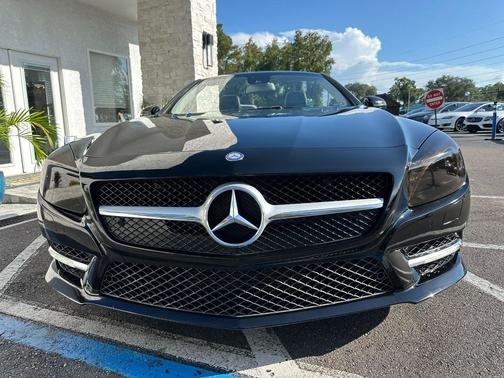 2013 Mercedes-Benz SL-Class 2dr Roadster SL 550