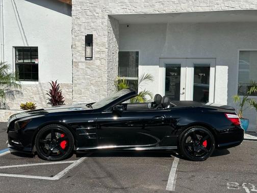 2013 Mercedes-Benz SL-Class 2dr Roadster SL 550