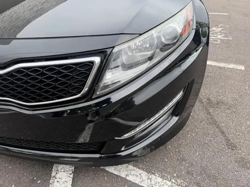 Black 2013 Kia Optima SX