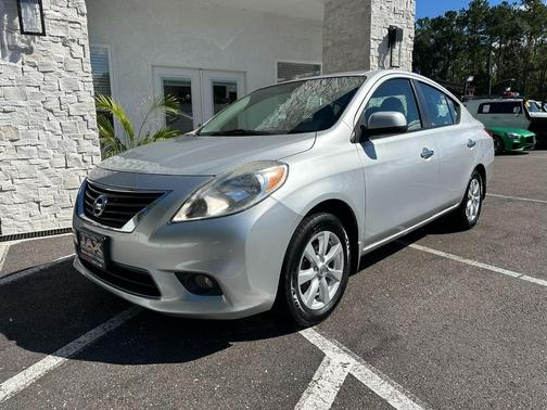 2012 Nissan Versa 1.6 S
