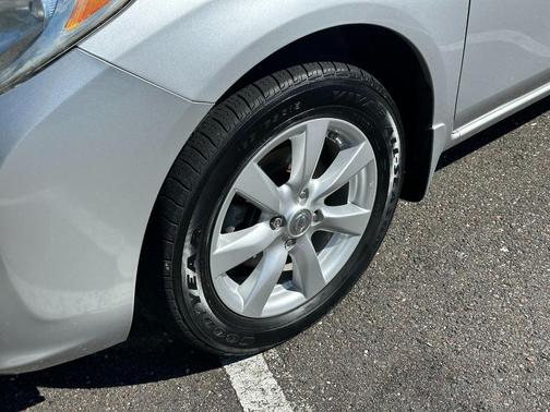 2012 Nissan Versa 1.6 S