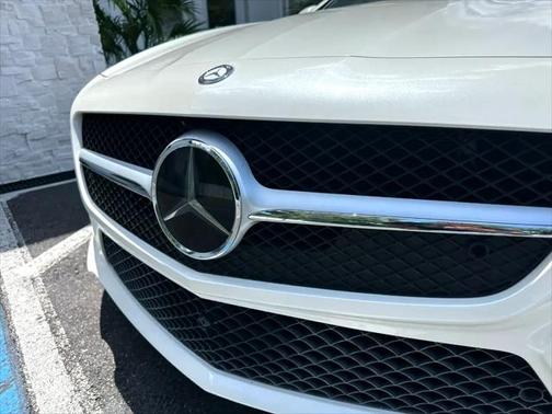 2014 Mercedes-Benz SL-Class 2dr Roadster SL 550