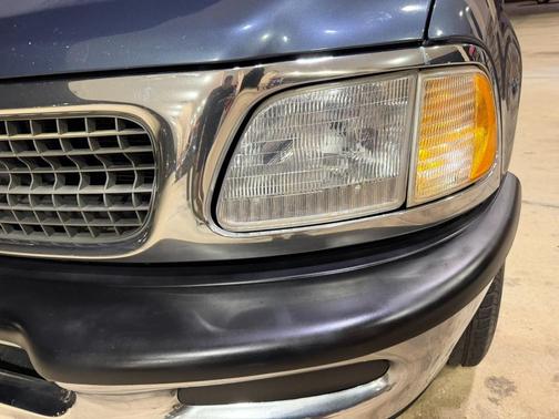 1998 Ford Expedition XLT