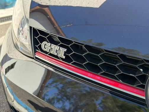2016 Volkswagen Golf GTI 2.0T S 4-Door