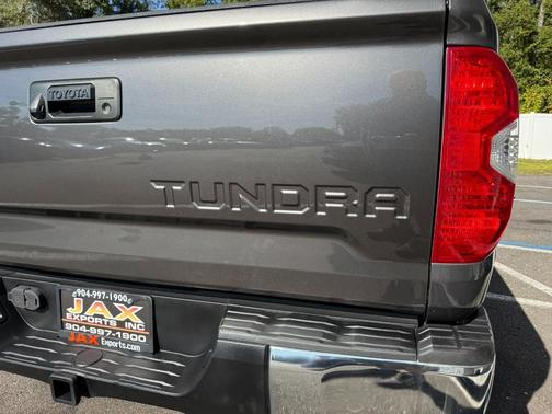 2016 Toyota Tundra SR5