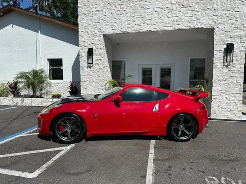 Red 2014 Nissan 370Z Base