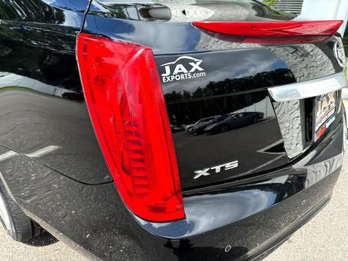 2013 Cadillac XTS Premium