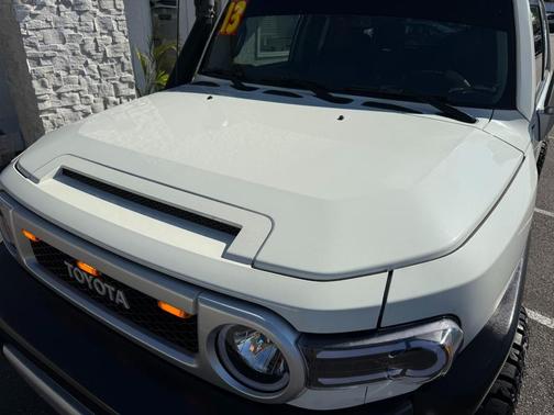 2013 Toyota FJ Cruiser Base