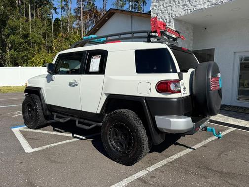 2013 Toyota FJ Cruiser Base