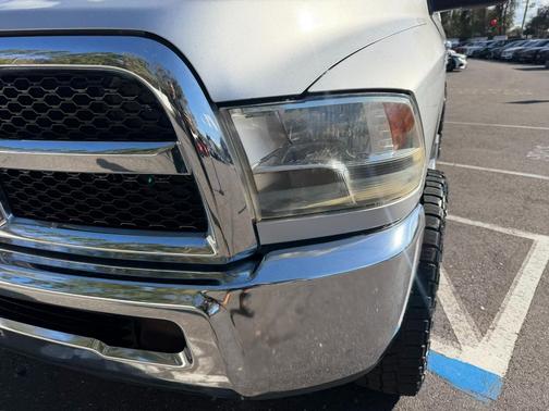 2015 RAM 2500 4WD Crew Cab 149'' SLT