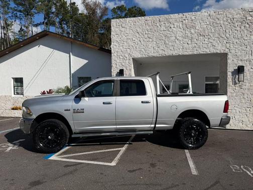 2015 RAM 2500 4WD Crew Cab 149'' SLT