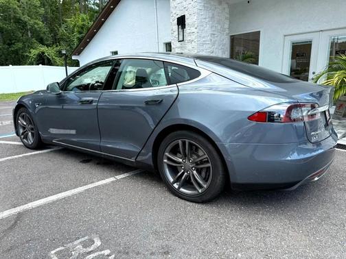 2014 Tesla Model S 60