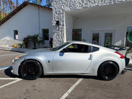 2015 Nissan 370Z Sport