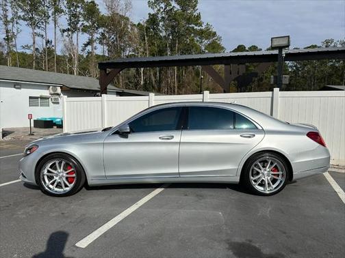 2015 Mercedes-Benz S-Class 4dr Sdn S 550 4MATIC