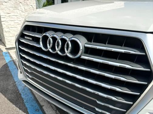 2017 Audi Q7 3.0T Premium