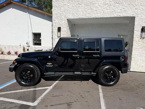 2013 Jeep Wrangler Unlimited Sahara