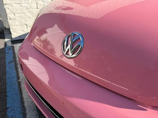 2012 Volkswagen Beetle Base