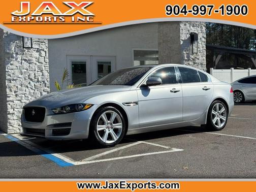 2017 Jaguar XE 25t Premium RWD