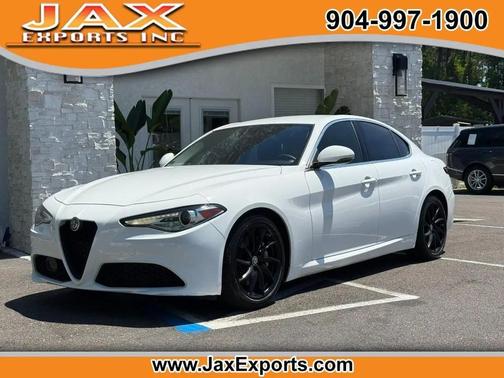 2017 Alfa Romeo Giulia Base