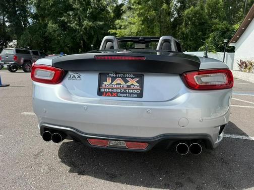 Silver 2018 FIAT 124 Spider Base