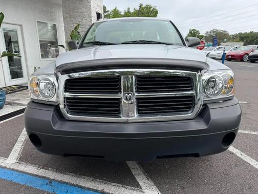Silver 2005 Dodge Dakota ST Club Cab