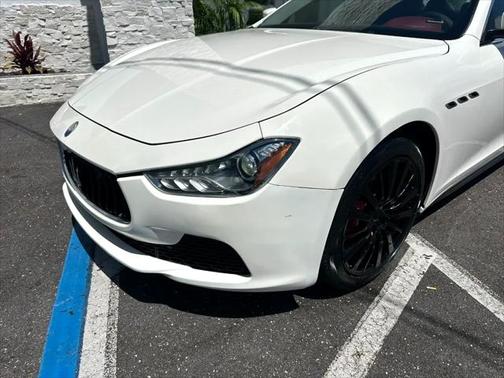 2016 Maserati Ghibli Base