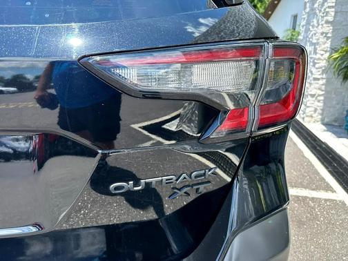 2022 Subaru Outback Onyx Edition XT