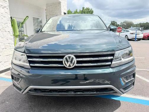 Dark Green 2019 Volkswagen Tiguan 2.0T SE
