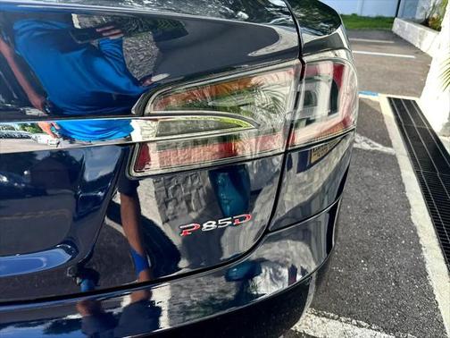 2015 Tesla Model S P85D